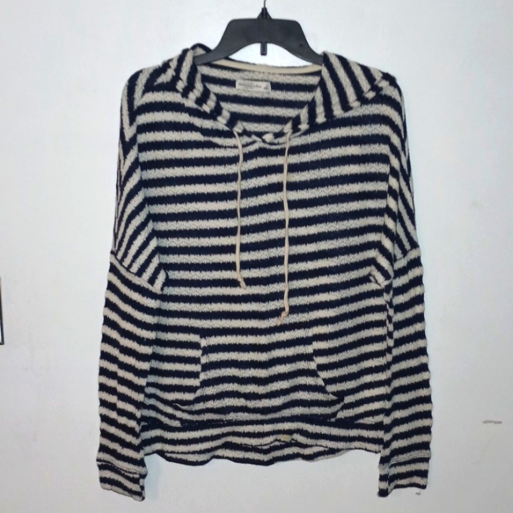 Abercrombie & Fitch Sweater